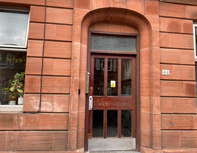 2 Bedroom Flat To Rent In Daisy Street, Glasgow, G42