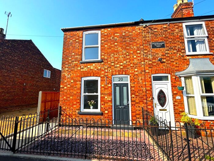 3 Bedroom End Of Terrace House To Rent In Grand Sluice Lane, Boston, PE21