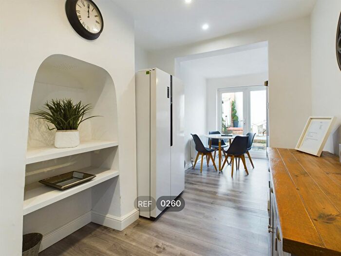 2 Bedroom End Of Terrace House To Rent In Norwood, Beverley, HU17