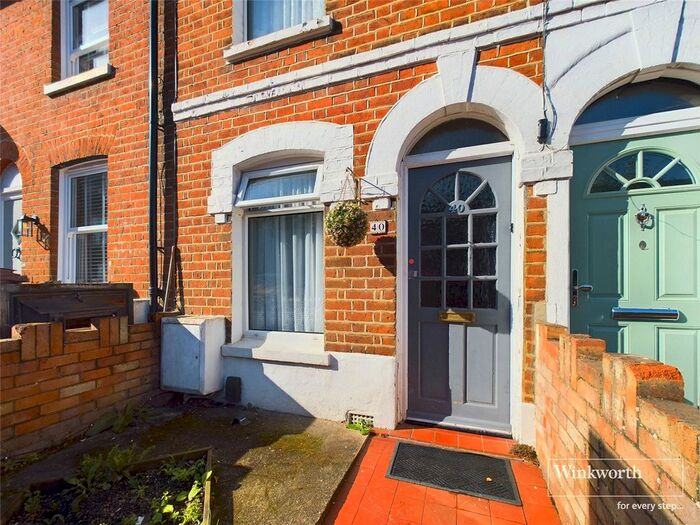2 Bedroom Terraced House To Rent In Brunswick Street, Reading, Berkshire, RG1