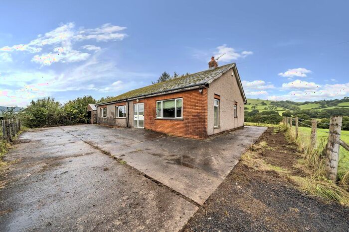 4 Bedroom Property For Sale In Llantrisant, Pontyclun, Mid Glamorgan, CF72