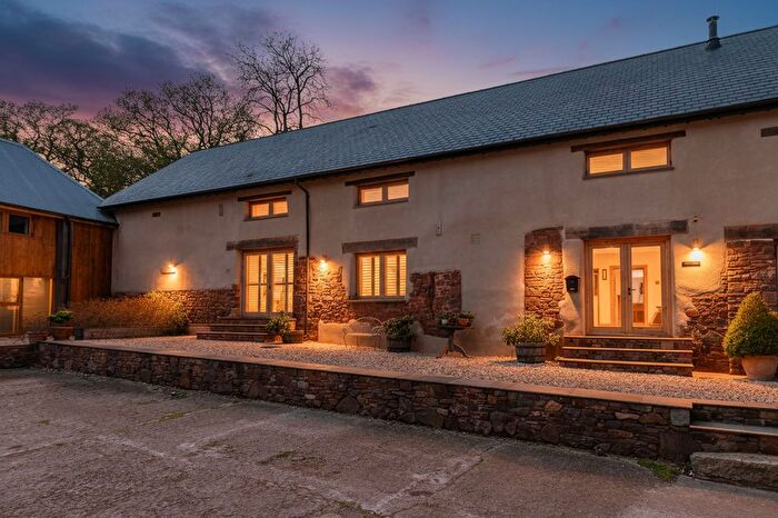 4 Bedroom Barn Conversion For Sale In Coleford, Crediton, EX17