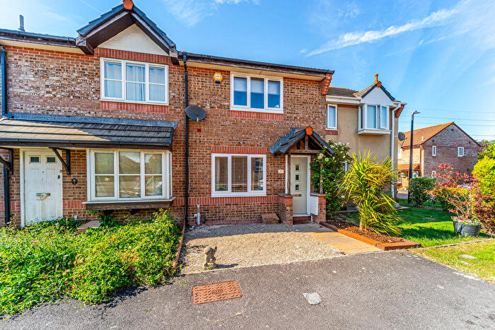 2 Bedroom Terraced House For Sale In Lombardy Close, Locking Castle - Immaculate Home, BS22