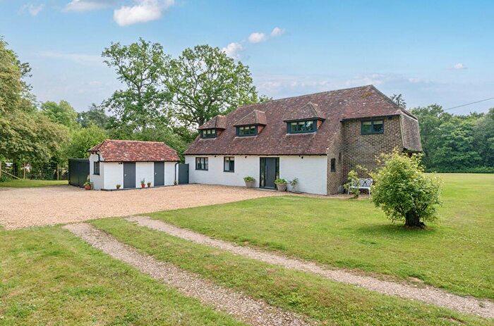 4 Bedroom Detached House For Sale In Fittleworth Road, Wisborough Green, RH14