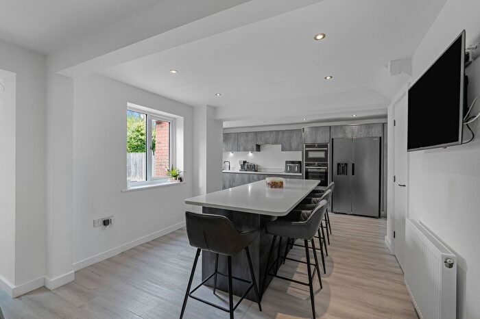 4 Bedroom Detached House For Sale In Finsbury Park, Farnworth, Widnes, WA8