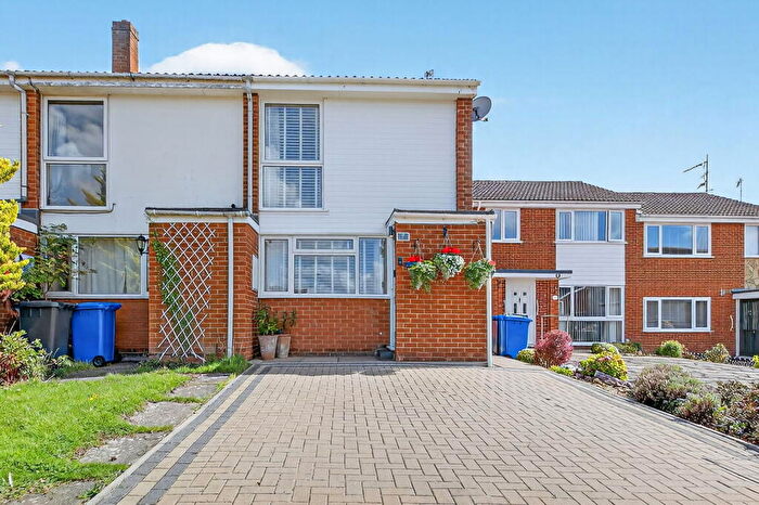 2 Bedroom Terraced House For Sale In Raleigh Close, Rothwell, NN14