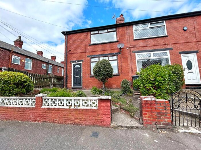 2 Bedroom End Of Terrace House For Sale In Fitzroy Street, Ashton-under-Lyne, Greater Manchester, OL7