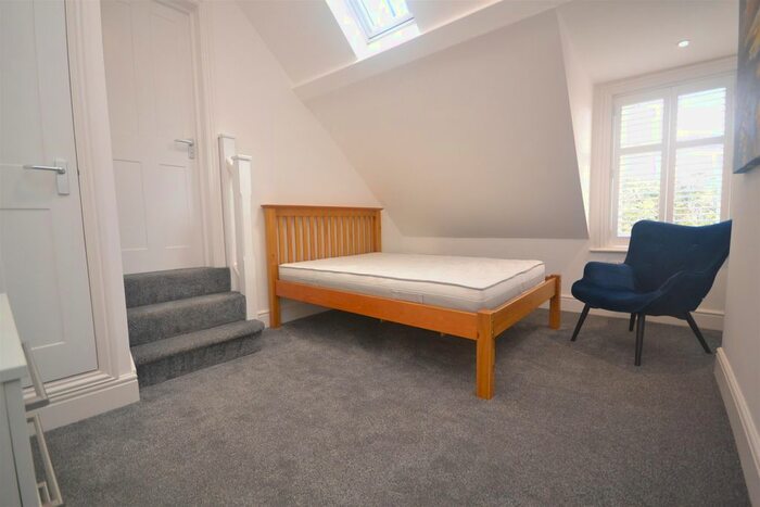 1 Bedroom Detached House To Rent In Alexandra Road, Reading, Berkshire, RG1