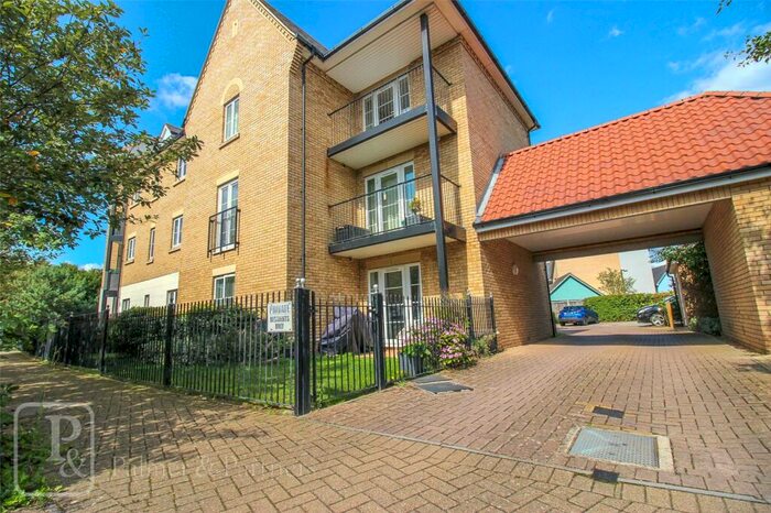 2 Bedroom Apartment To Rent In Alnesbourn Crescent, Ipswich, Suffolk, IP3