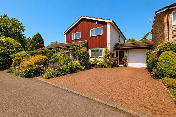 4 Bedroom Detached House For Sale In Whitney Drive, Stevenage, SG1