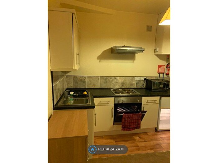 Studio To Rent In St. Davids Road South, Lytham St. Annes, FY8