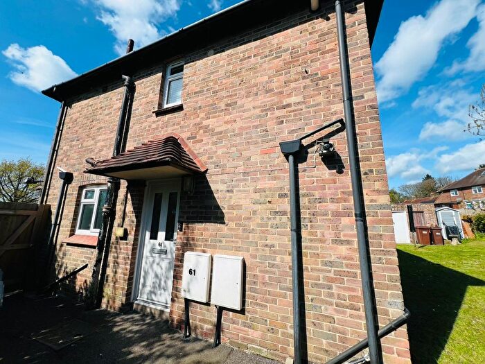 1 Bedroom Flat To Rent In Southmead Close, Mayfield, TN20