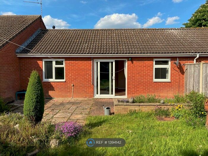 1 Bedroom Bungalow To Rent In Churchill Close, Lowestoft, NR32