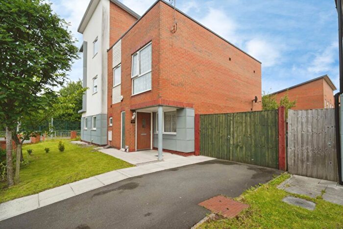 3 Bedroom Semi-Detached House For Sale In Burcot Road, Manchester, M11