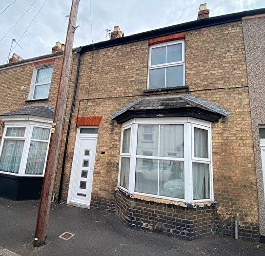 2 Bedroom Property To Rent In Eastbourne Road, Taunton, TA1