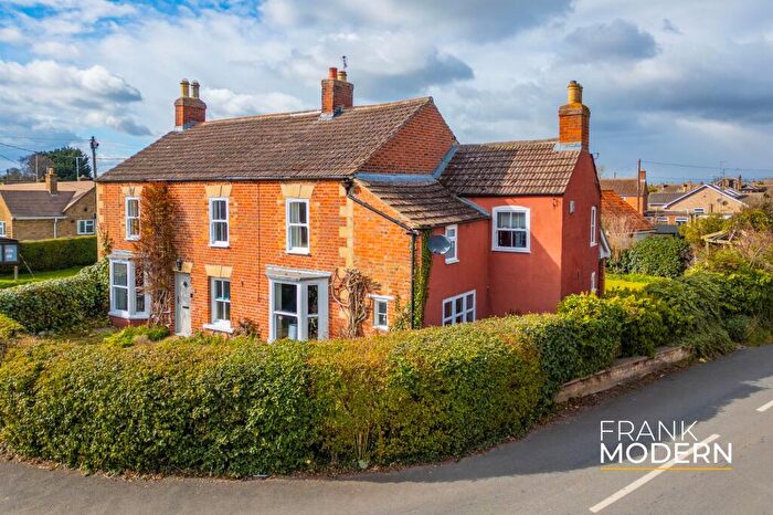 4 Bedroom Detached House For Sale In The Green, Thurlby, PE10