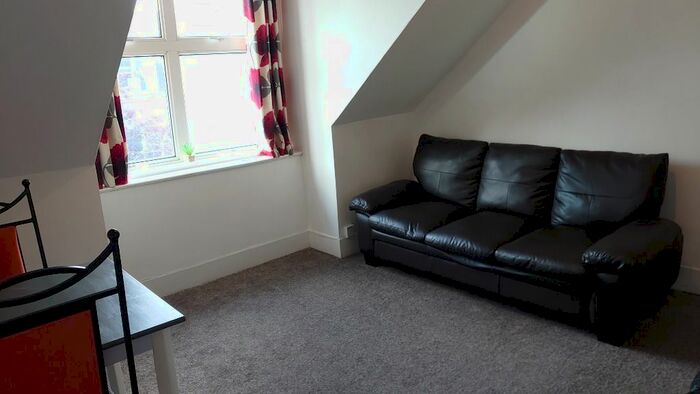 1 Bedroom Flat To Rent In Hartington Road, West End, Aberdeen, AB10