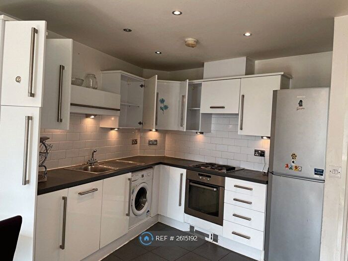 2 Bedroom Flat To Rent In Prince Regent Road, London, TW3