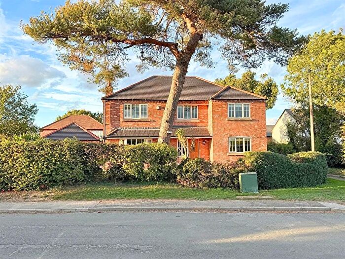 4 Bedroom Detached House For Sale In Church Lane, Saxilby, LN1