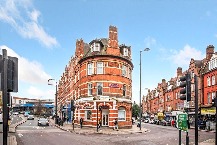 1 Bedroom Flat To Rent In Streatham High Road, London, SW16