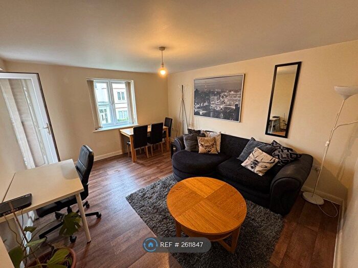 2 Bedroom Flat To Rent In Poppleton Close, Coventry, CV1