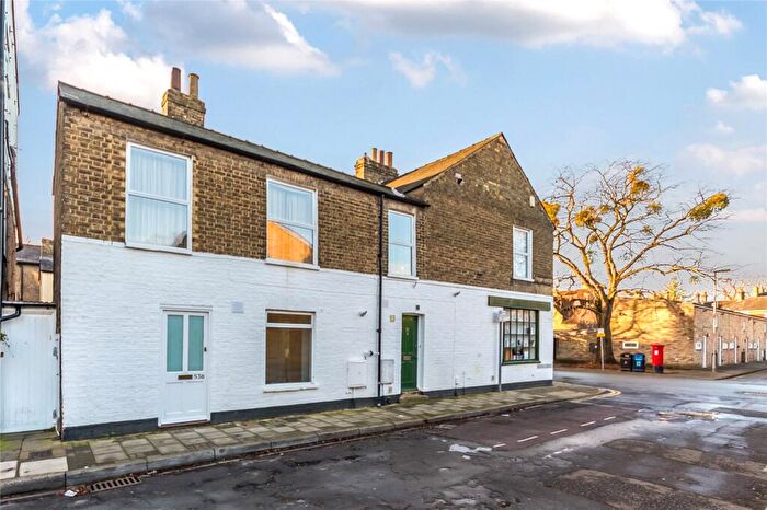 Apartment To Rent In Panton Street, Cambridge, Cambridgeshire, CB2