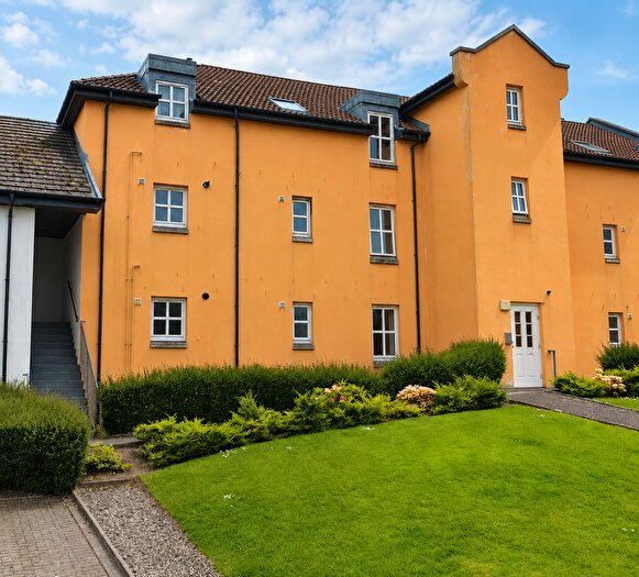 2 Bedroom Flat To Rent In Bobby Jones Place, St Andrews, KY16