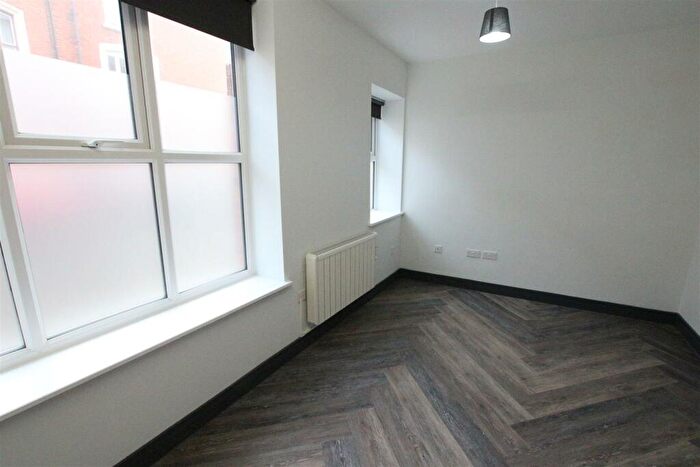 1 Bedroom Flat To Rent In Hazelwood Road, Northampton, Northampton, NN1