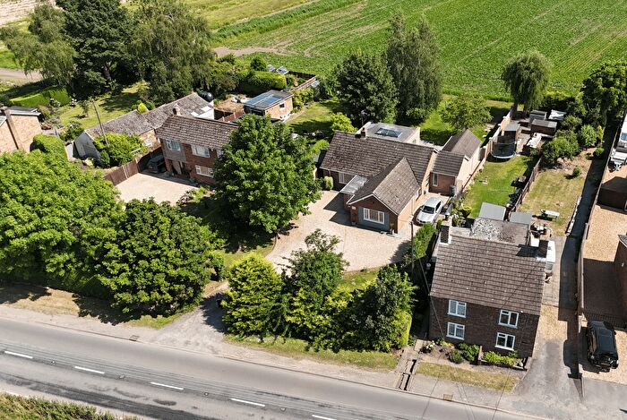 3 Bedroom Detached Bungalow For Sale In Glenside South, West Pinchbeck, Spalding, PE11
