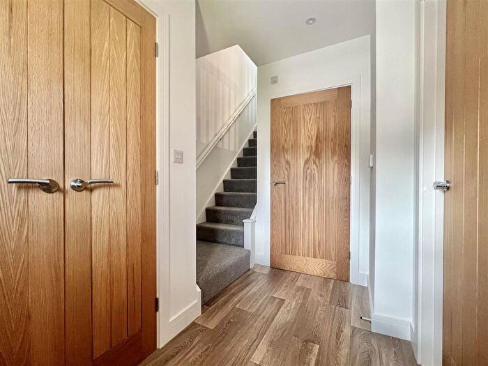 3 Bedroom End Of Terrace House For Sale In Kew Kernow, Roche, PL26