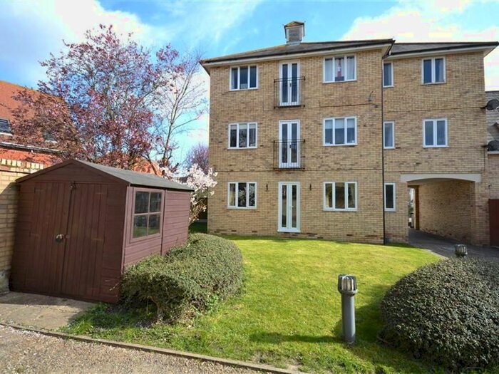 1 Bedroom Flat To Rent In Shirebourn Vale, South Woodham Ferrers, CM3