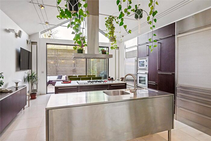 4 Bedroom Terraced House For Sale In Duncan Terrace, Islington, London, N1