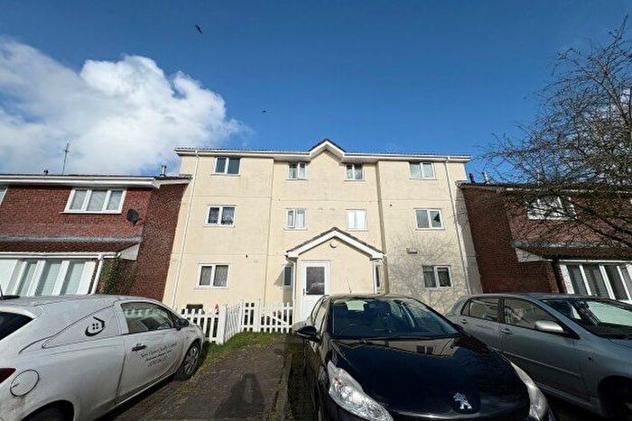 2 Bedroom Flat To Rent In Bishop Hannon Drive, Cardiff, CF5