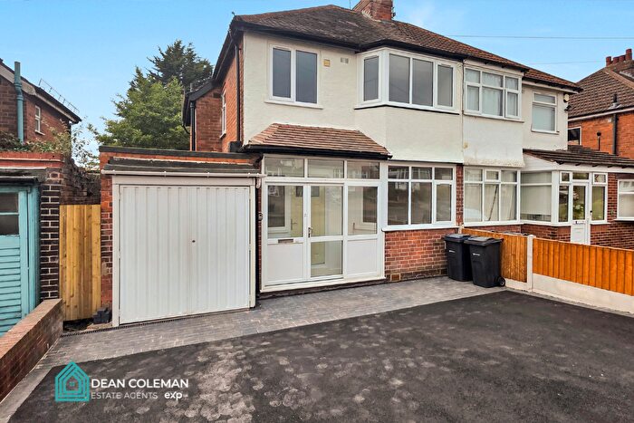 3 Bedroom Semi Detached House To Rent In Weymoor Road, Harborne, B17
