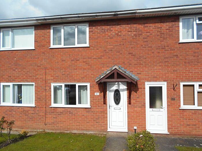 2 Bedroom Property To Rent In Milebarn Road, LL13