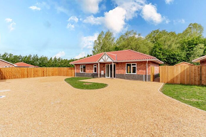 3 Bedroom Detached Bungalow To Rent In Spinney Close, Saham Toney, IP25