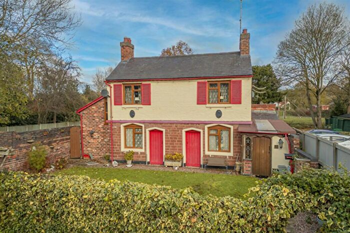 3 Bedroom Detached House For Sale In High Street, Kinver, DY7