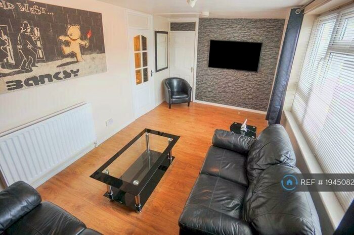 1 Bedroom Maisonette To Rent In Baker Street, West Bromwich, B70