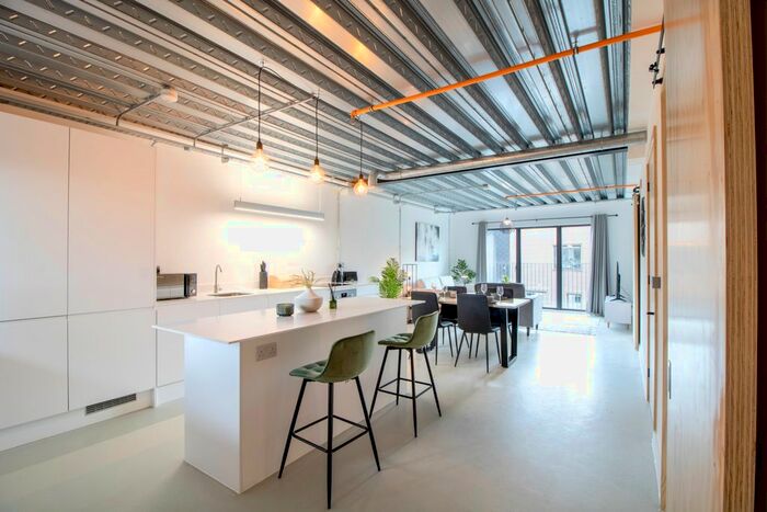 2 Bedroom Flat To Rent In Aire Lofts, Citu, Leeds, LS9