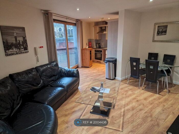 2 Bedroom Flat To Rent In Benedictine Court, Coventry, CV1