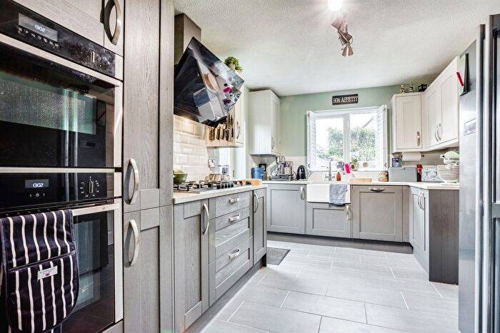 3 Bedroom Detached House For Sale In Bardwell Court, Stanley, Wakefield, WF3