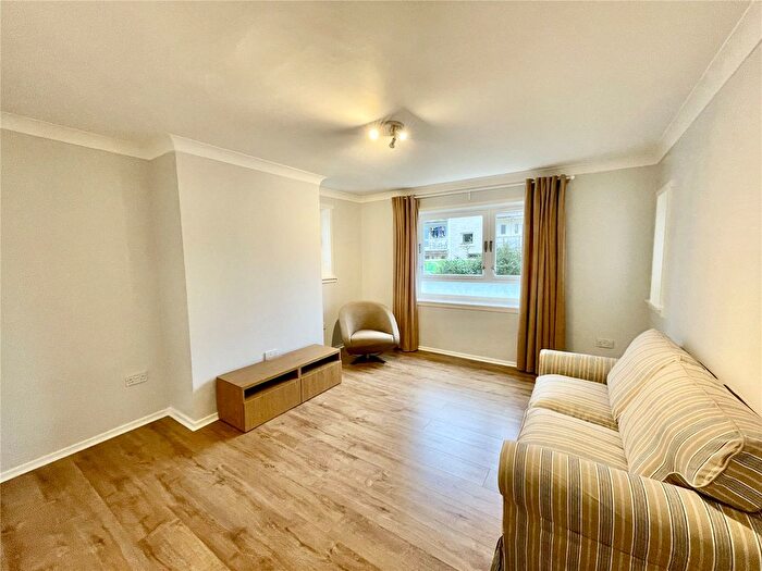 2 Bedroom Flat To Rent In B Telford Drive, Edinburgh, EH4