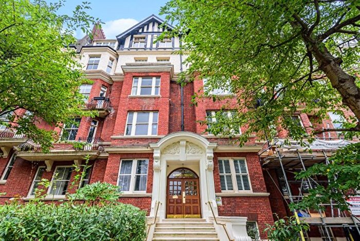 1 Bedroom Flat To Rent In Maida Avenue, London, W2