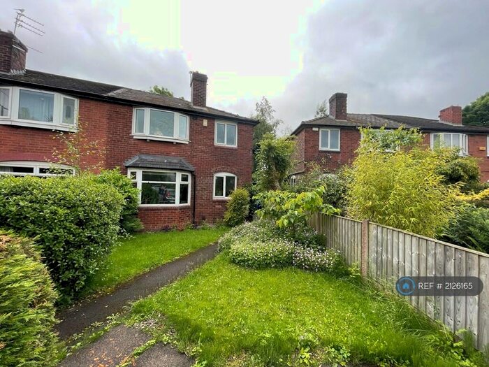 3 Bedroom Semi-Detached House To Rent In Lightbowne Road, Manchester, M40