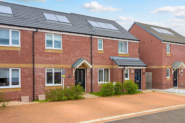 2 Bedroom Terraced House For Sale In Forth Wynd, Falkirk, FK2
