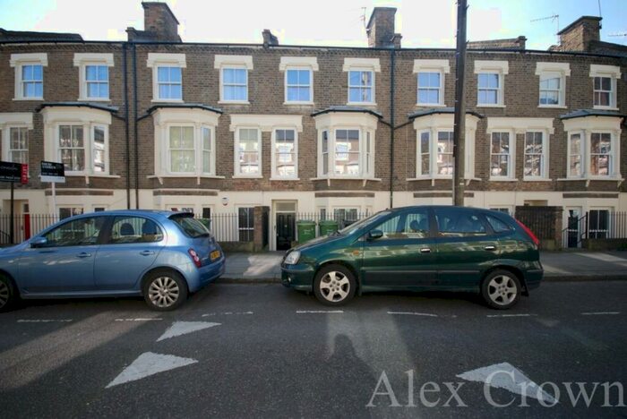 2 Bedroom Flat To Rent In Balmore Street, Archway, N19