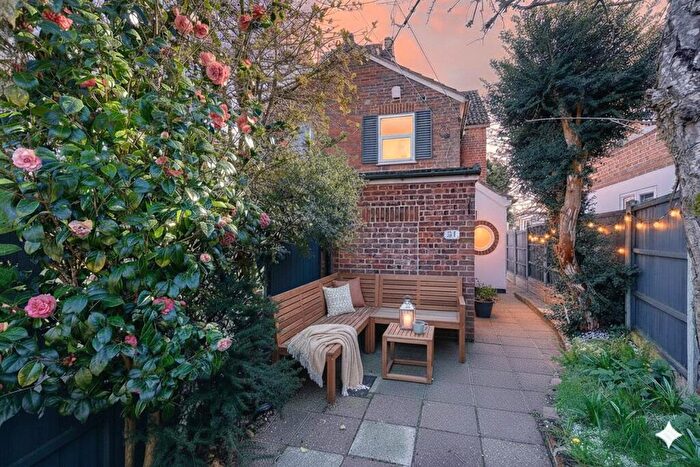 3 Bedroom Semi-Detached House For Sale In Oliver Road, Ascot, Berkshire, SL5