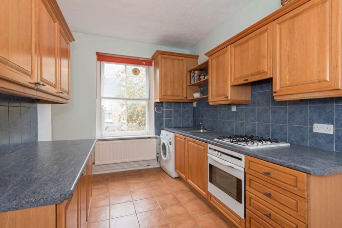 2 Bedroom Apartment To Rent In Glenmore Road, London, NW3