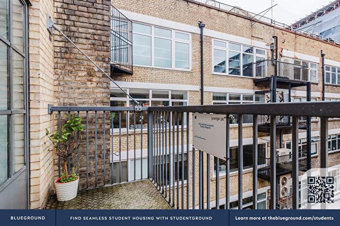 2 Bedroom Flat To Rent In Clerkenwell, London, EC1V