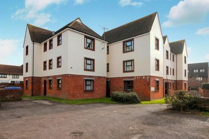 Studio To Rent In Akenfield Close, South Woodham Ferrers, CM3